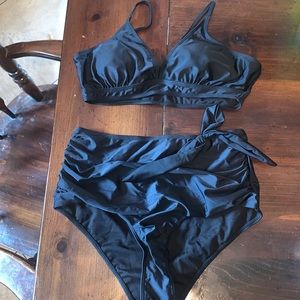 NEW flattering BIKINI!